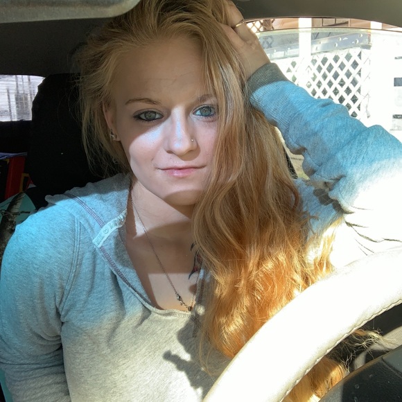 Meet your Posher, Francess - Picture 3 of 4